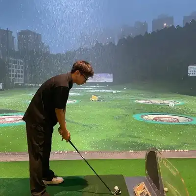 许亮